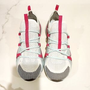 BRAND NEW Womens Athletic Works Size 6